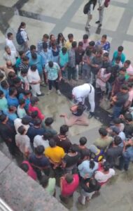 নিউটাউনের শপিং মলে বন্ধুদের মধ্যে ছুরিকাঘাতের ঘটনা